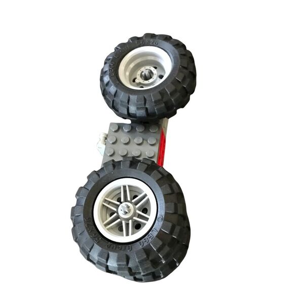 LEGO Parts and Pieces - Picture 4 of 12